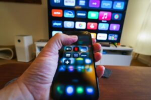 Mobile phone showing repeated failed subscription payment alerts